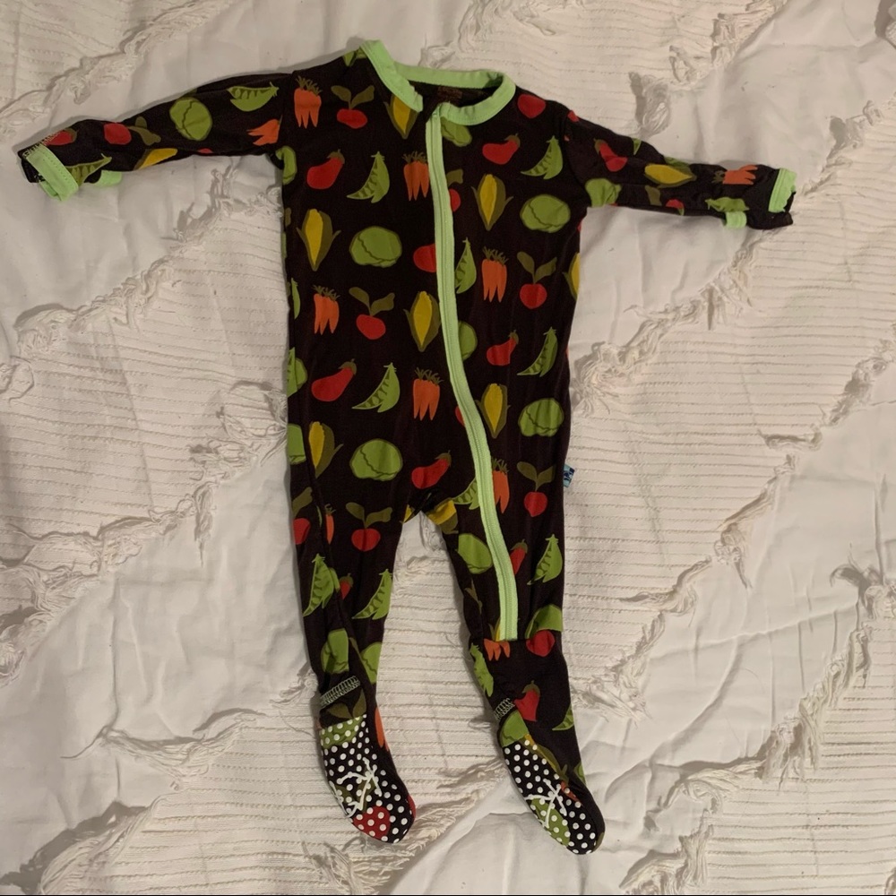 Kickee pants sleeper